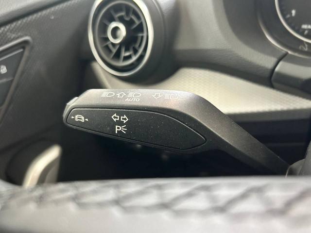 AUDI Q2 usata, con Park Distance Control