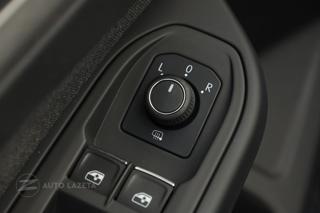 VOLKSWAGEN Golf usata, con Frenata d