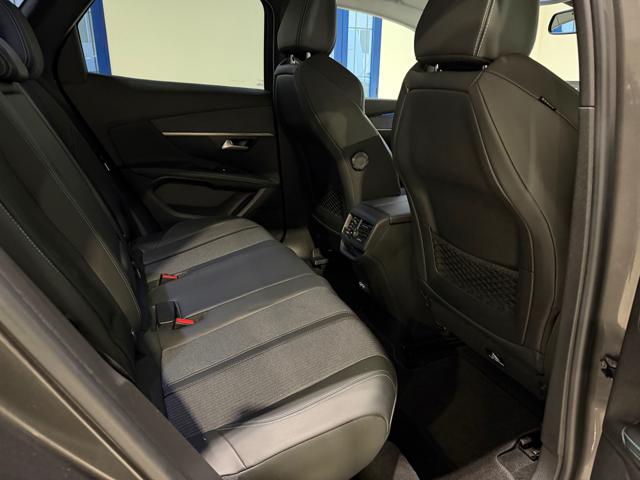 PEUGEOT 3008 usata, con Park Distance Control