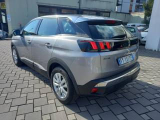 PEUGEOT 3008 usata, con Airbag