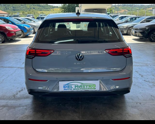 VOLKSWAGEN Golf usata, con Autoradio