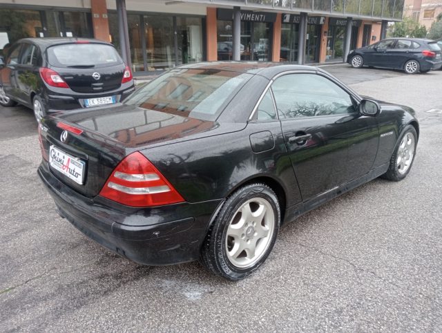 MERCEDES-BENZ CLK 200 usata, con Airbag