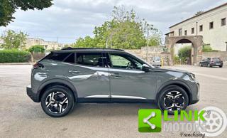 PEUGEOT 2008 usata, con Volante in pelle