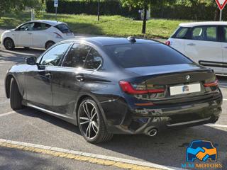 BMW 320 usata, con Autoradio
