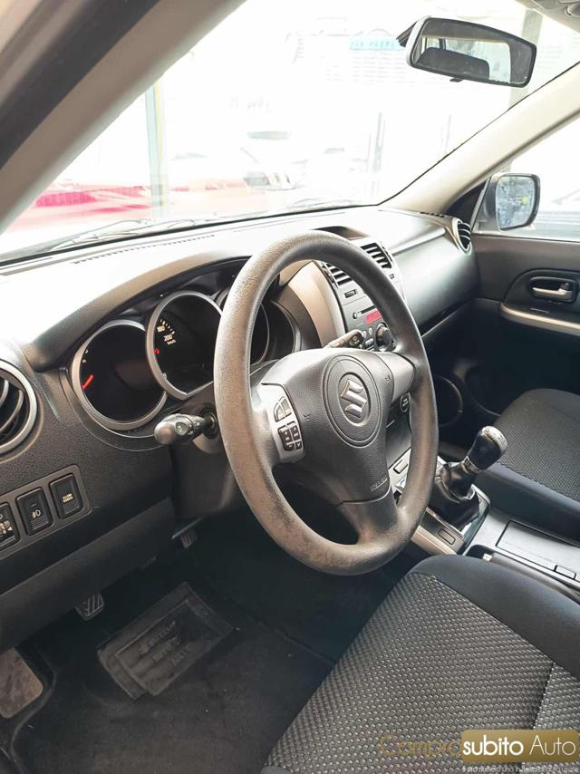 SUZUKI Grand Vitara usata, con Climatizzatore