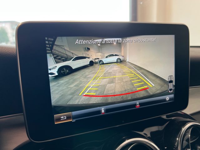 MERCEDES-BENZ C 220 usata, con Fendinebbia