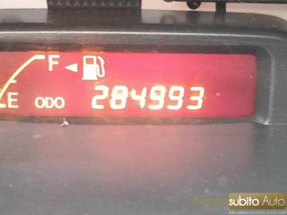 TOYOTA Yaris usata 14