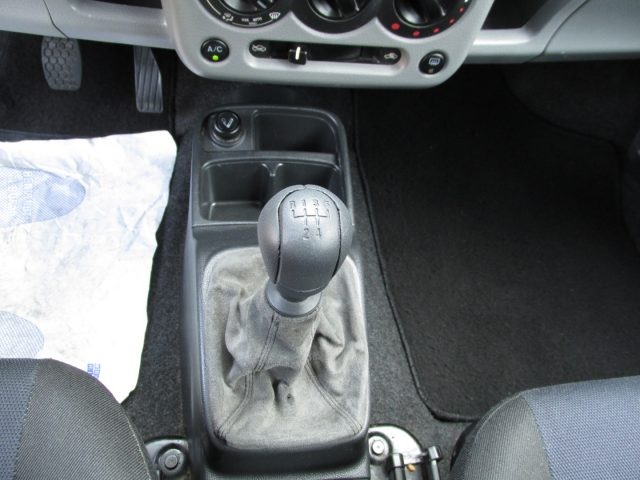 SUZUKI Ignis usata 20