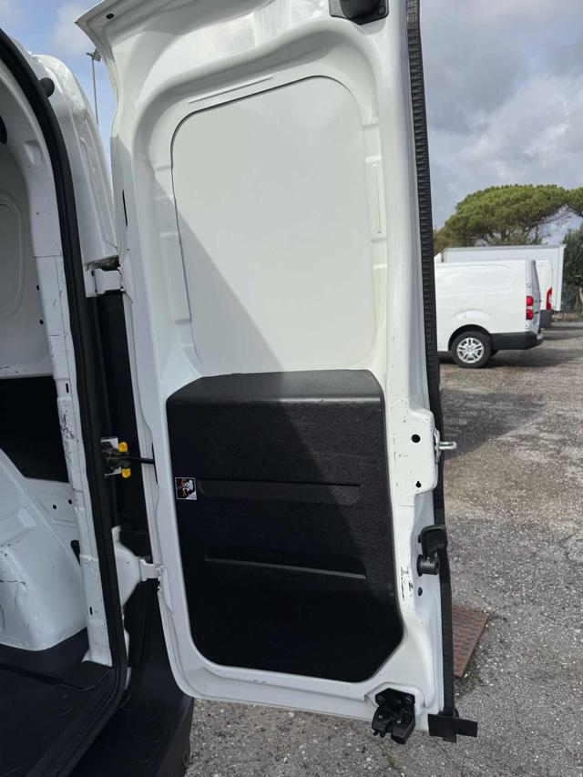 FIAT Doblo usata 17