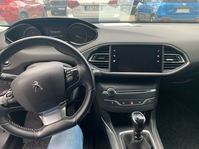 PEUGEOT 308 usata, con Cerchi in lega