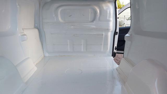 FIAT Doblo usata, con Sensori di parcheggio posteriori