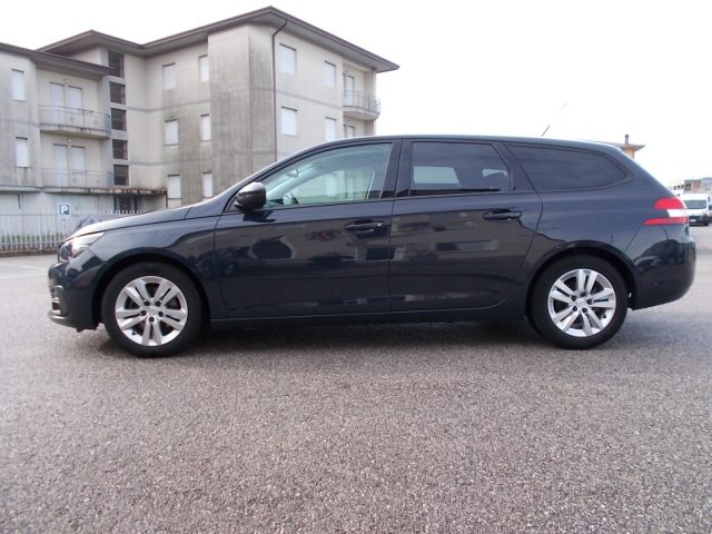 PEUGEOT 308 usata, con Boardcomputer