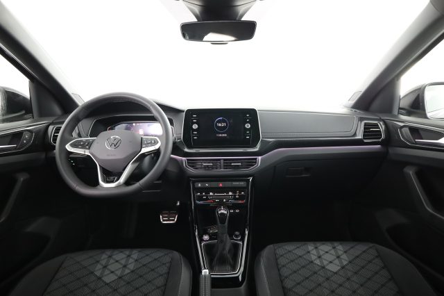 VOLKSWAGEN T-Cross usata 10