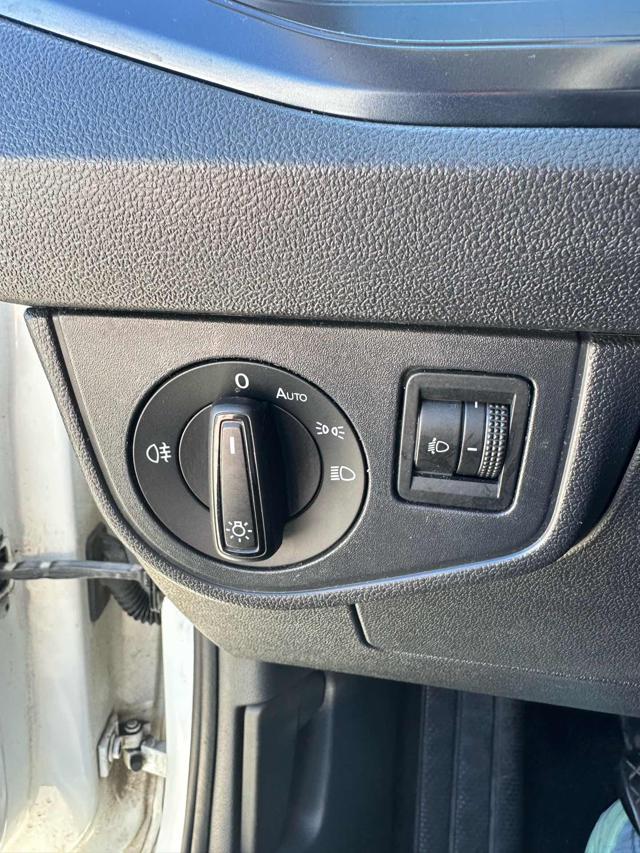 VOLKSWAGEN Polo usata, con Luci diurne
