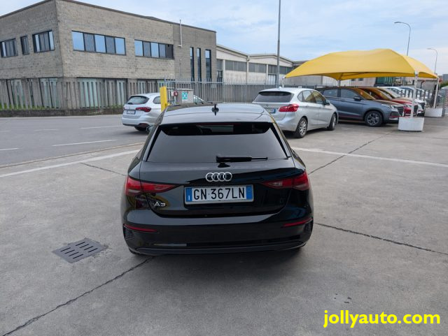 AUDI A3 usata, con Autoradio