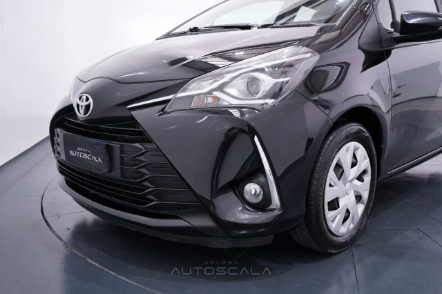 TOYOTA Yaris usata, con Bluetooth