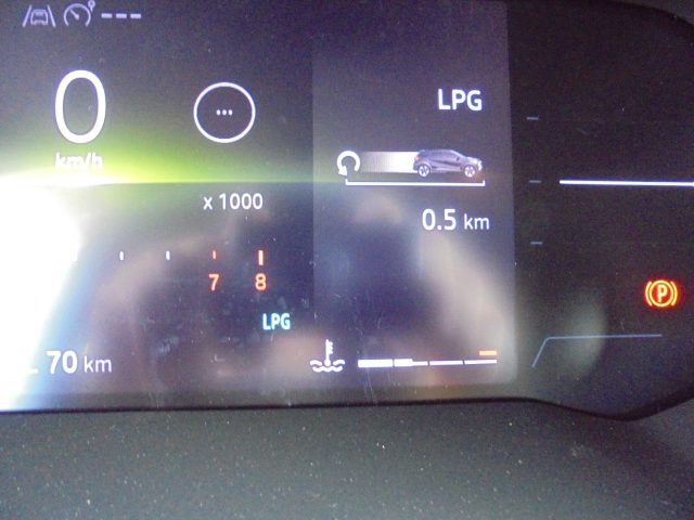 RENAULT Captur usata 41
