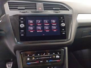 VOLKSWAGEN Tiguan usata, con USB