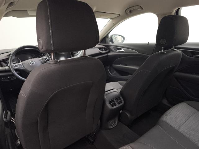 OPEL Insignia usata, con Luci diurne LED