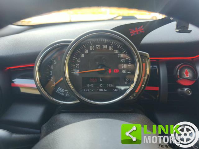 MINI Cooper D usata, con Park Distance Control