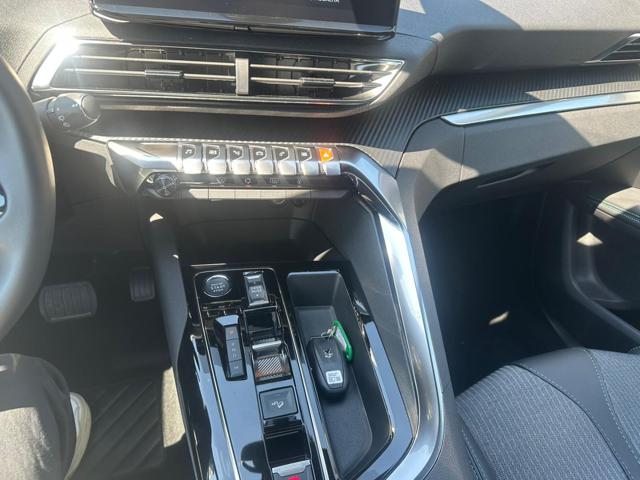 PEUGEOT 5008 usata, con Servosterzo