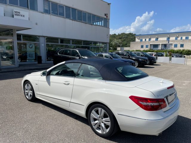 MERCEDES-BENZ E 220 usata, con Climatizzatore