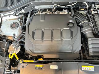 VOLKSWAGEN T-Roc usata, con Autoradio digitale