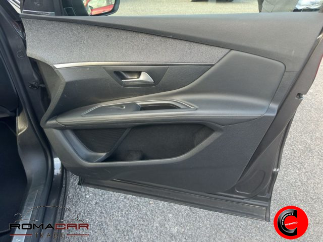 PEUGEOT 3008 usata, con Bracciolo