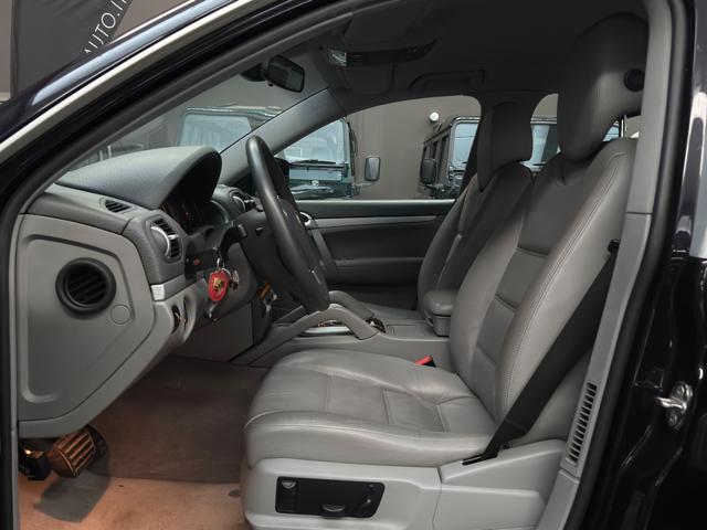 PORSCHE Cayenne usata, con Cerchi in lega