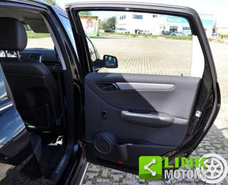 MERCEDES-BENZ B 180 usata, con Controllo trazione