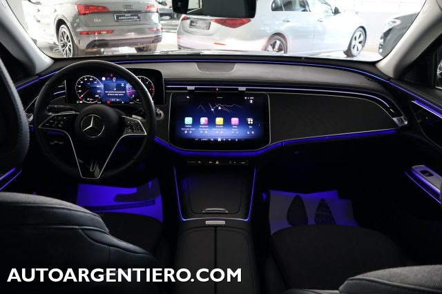 MERCEDES-BENZ E 220 usata, con Chiusura centralizzata