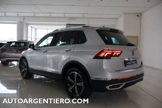 VOLKSWAGEN Tiguan usata, con Airbag laterali