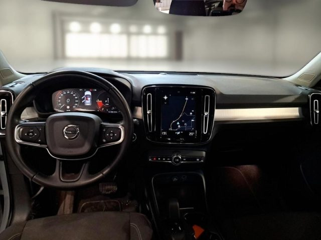 VOLVO XC40 usata, con Autoradio