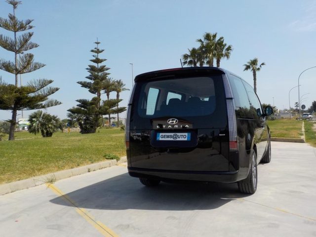 HYUNDAI Staria usata, con Alzacristalli elettrici