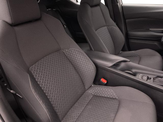 TOYOTA C-HR usata, con Bracciolo