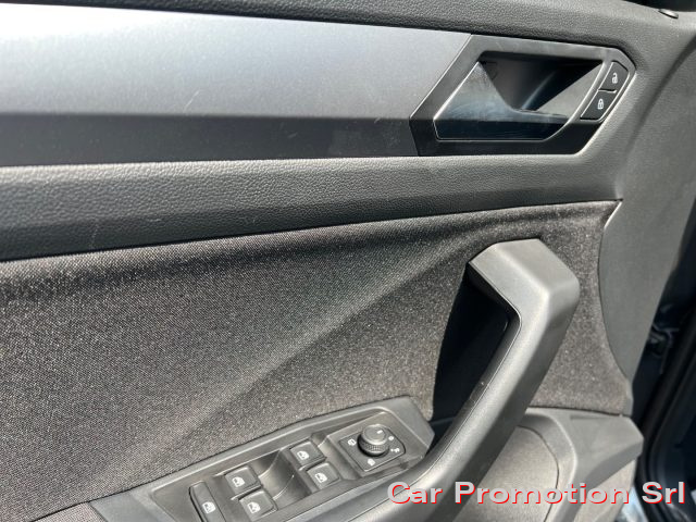 VOLKSWAGEN T-Roc usata, con Chiusura centralizzata