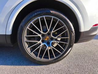 PORSCHE Cayenne usata, con Bluetooth