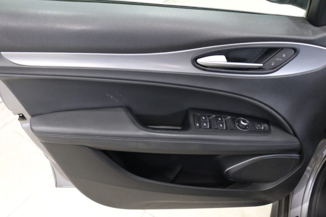 ALFA ROMEO Stelvio usata, con Trazione integrale