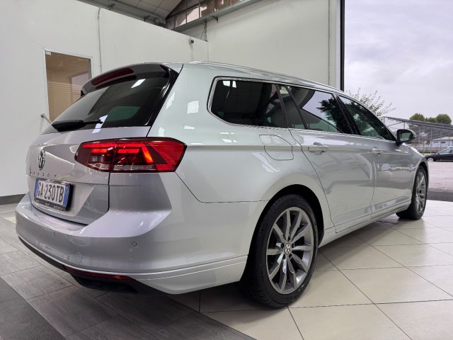 VOLKSWAGEN Passat Variant usata, con Sensore di pioggia