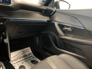 PEUGEOT 2008 usata, con Fari LED