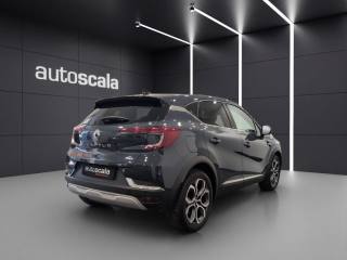RENAULT Captur usata, con Autoradio