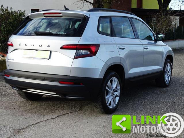SKODA Karoq usata, con Volante in pelle
