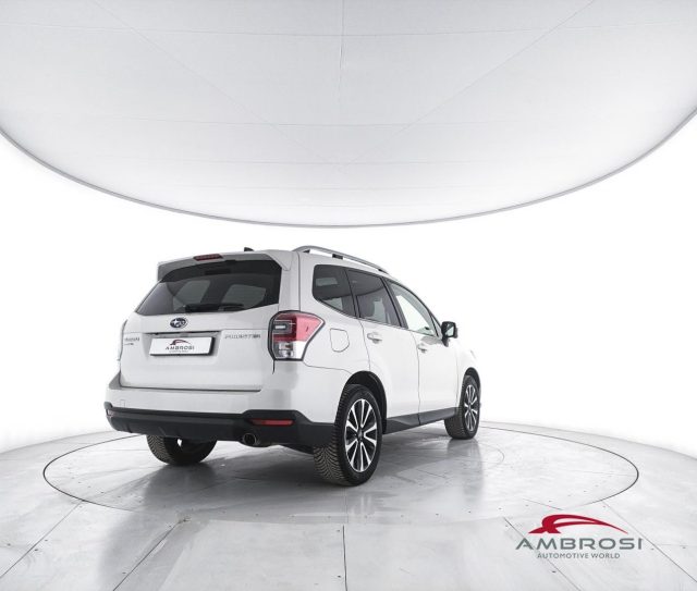 SUBARU Forester usata 2