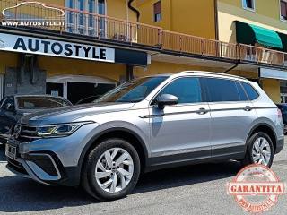 VOLKSWAGEN Tiguan Allspace usata, con Tettuccio apribile