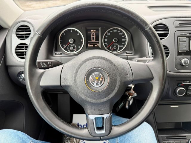 VOLKSWAGEN Tiguan usata, con Autoradio