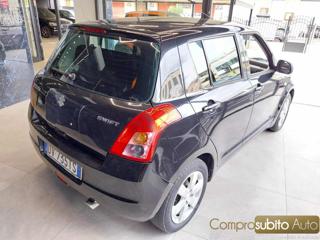SUZUKI Swift usata, con Chiusura centralizzata