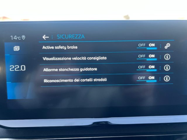 PEUGEOT 5008 usata, con Controllo trazione
