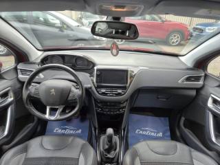 PEUGEOT 2008 usata, con Cruise Control