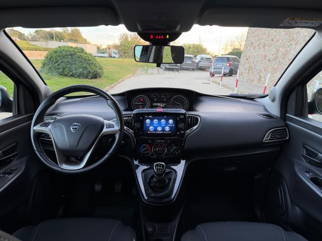 LANCIA Ypsilon usata, con ESP