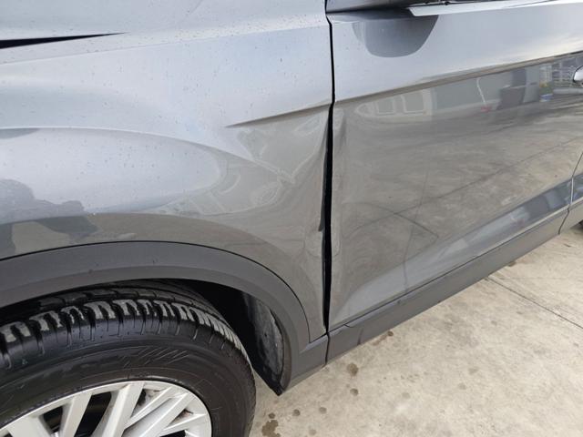 VOLKSWAGEN T-Roc usata 23